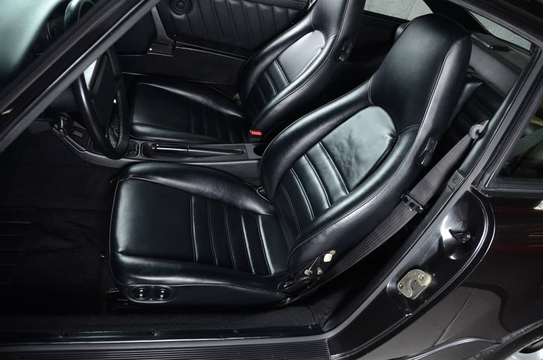 1990 Porsche 911 Carrera 2 Coupe RWD — photo 19