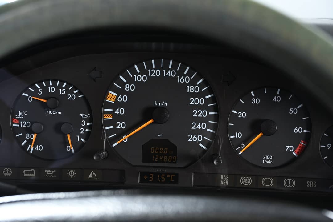 1998 Mercedes-Benz SL 320 — photo 22