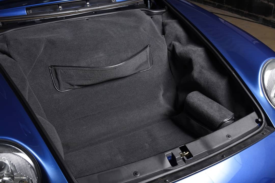 1998 Porsche 911 Carrera 4S — photo 23
