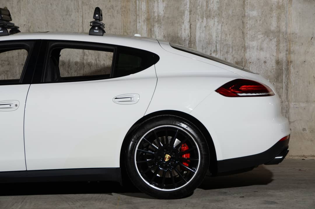 2015 Porsche Panamera GTS — photo 26