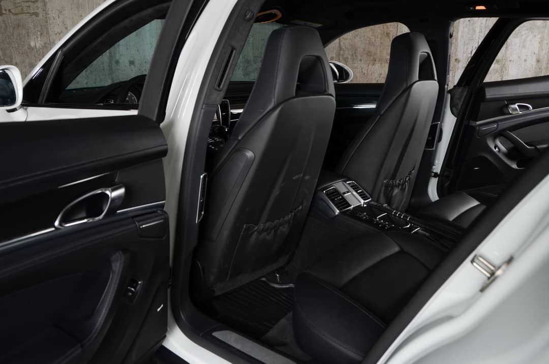 2015 Porsche Panamera GTS — photo 31