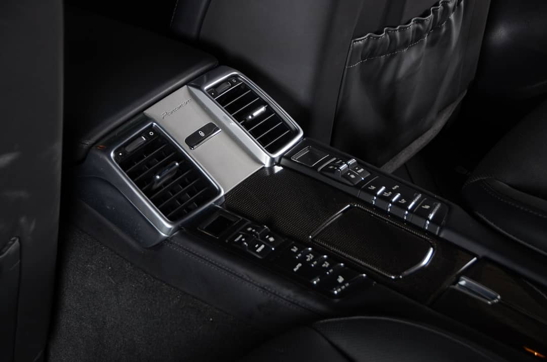 2015 Porsche Panamera GTS — photo 32
