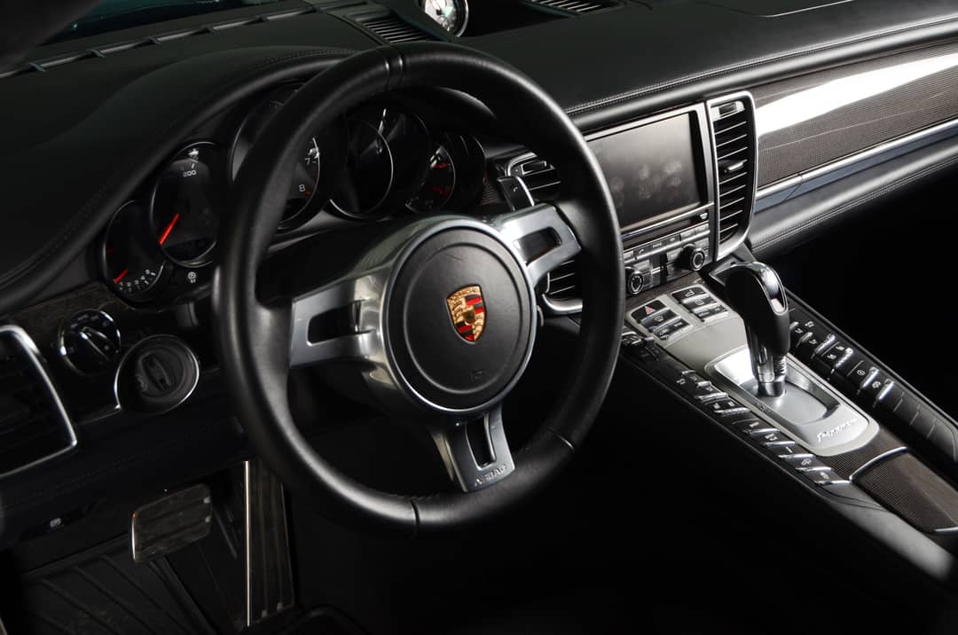 2015 Porsche Panamera GTS — photo 38