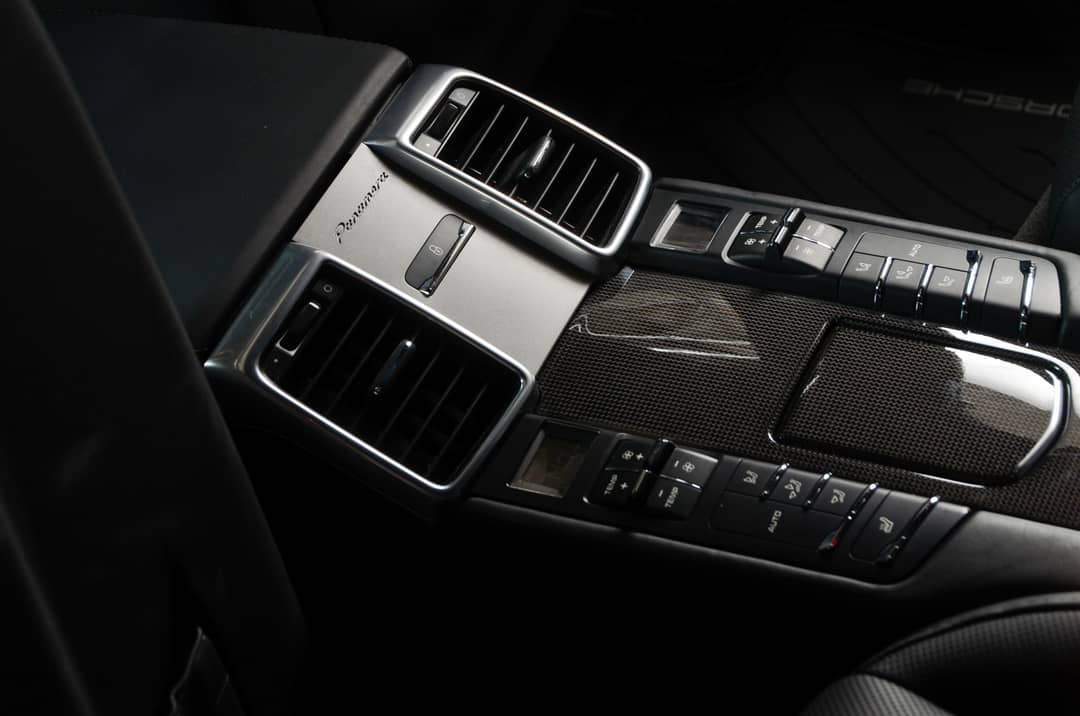 2015 Porsche Panamera GTS — photo 10