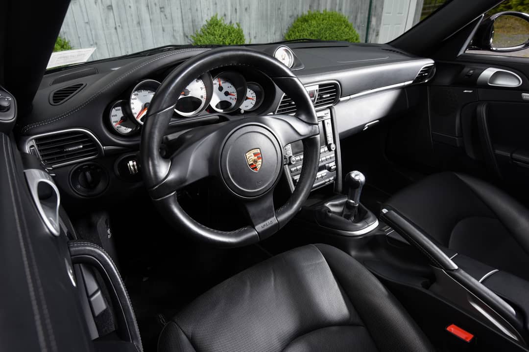 2012 Porsche Turbo — photo 27