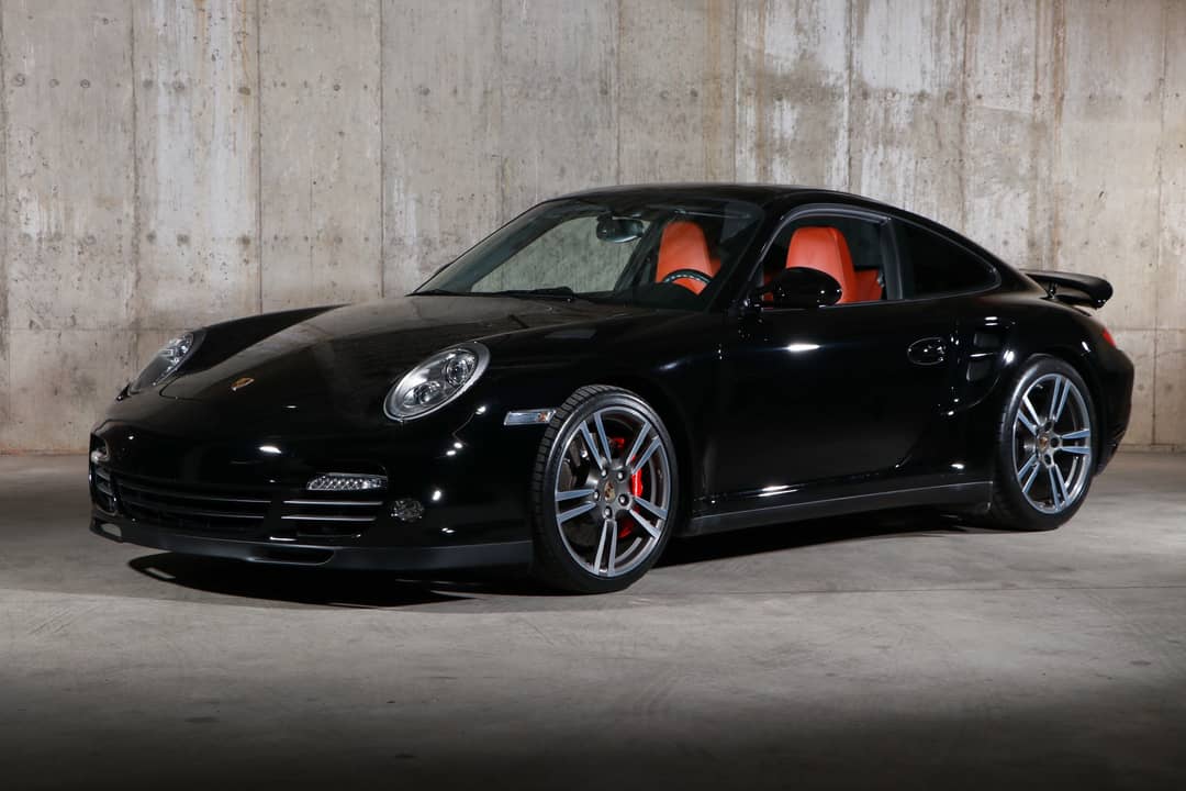 2011 Porsche 911 Turbo — photo 2