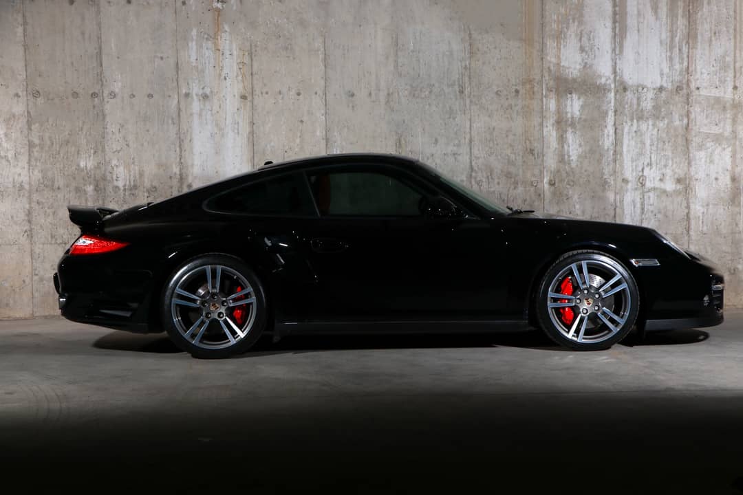 2011 Porsche 911 Turbo — photo 11