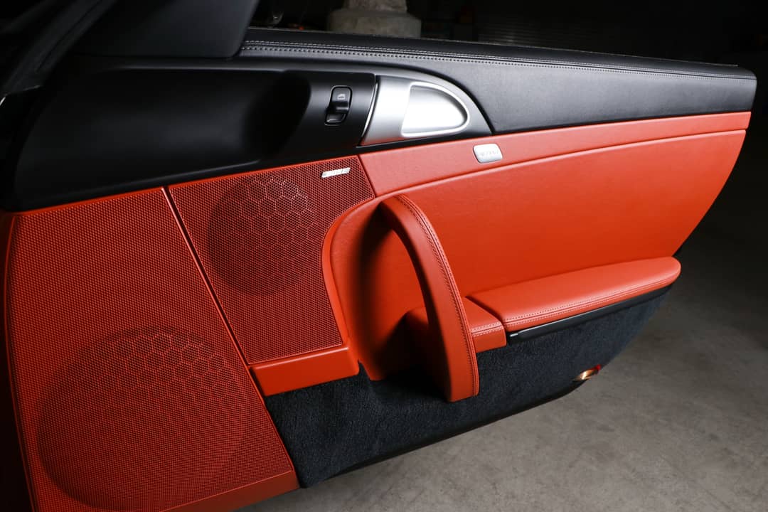 2011 Porsche 911 Turbo — photo 34