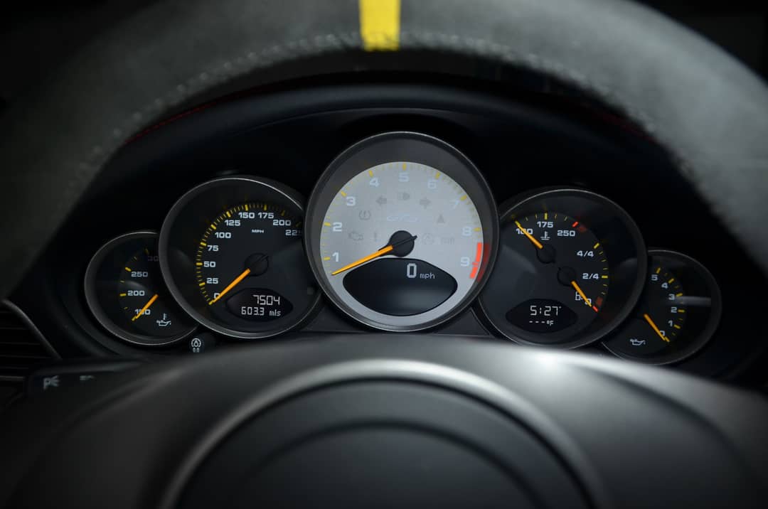 2010 Porsche 911 GT3 RS — photo 36