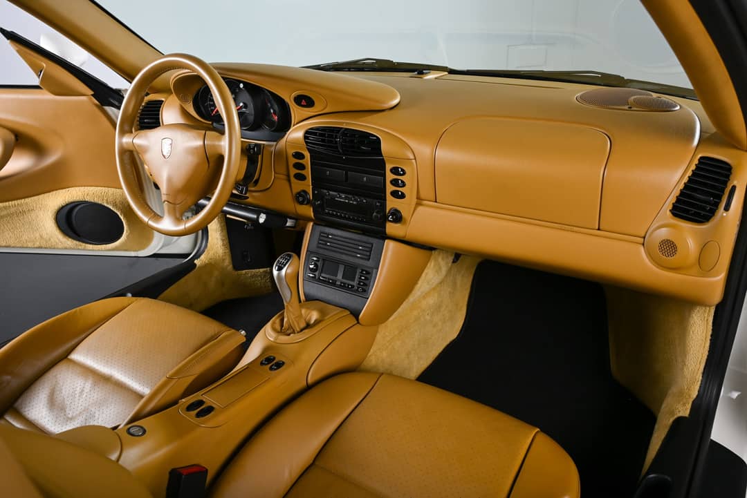 2001 Porsche 911 Carrera — photo 13