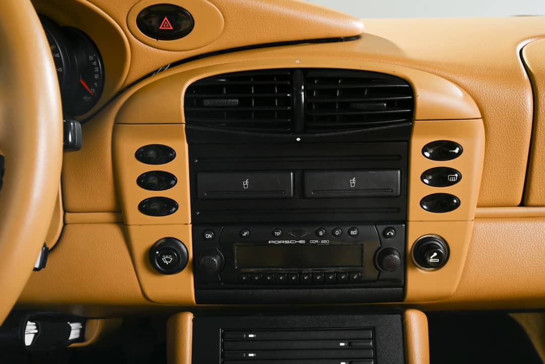 2001 Porsche 911 Carrera — photo 19