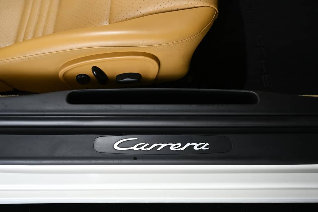 2001 Porsche 911 Carrera — photo 21