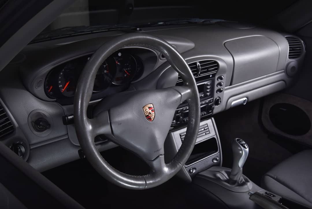 2004 Porsche 911 Carrera — photo 20