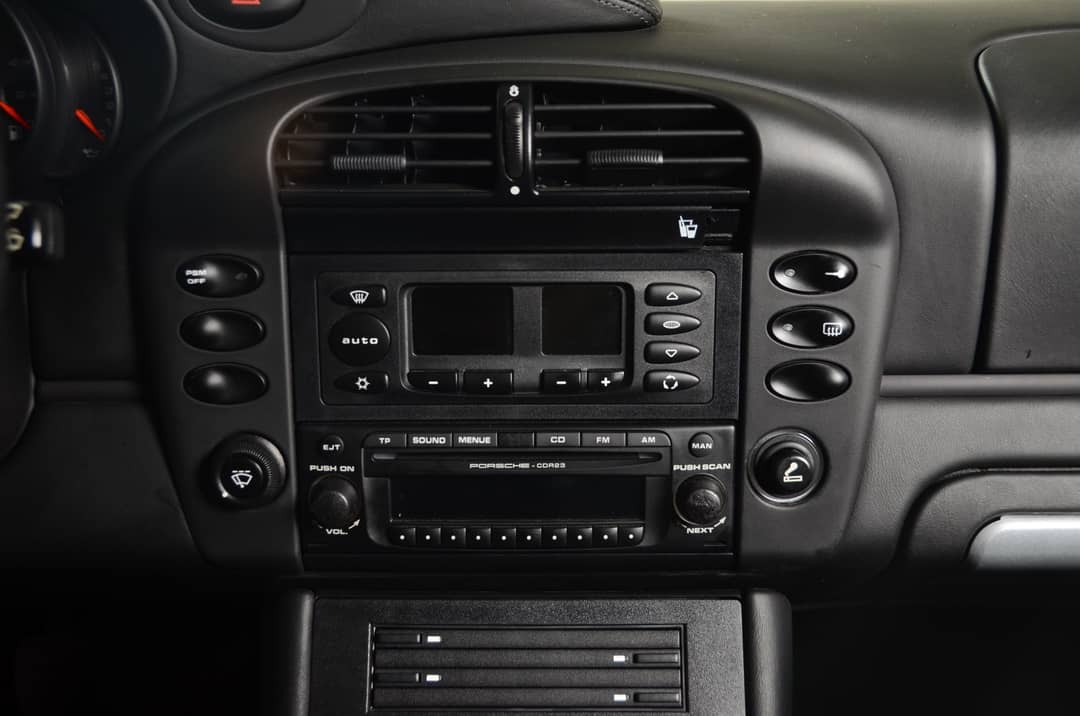 2003 Porsche 911 Targa — photo 39