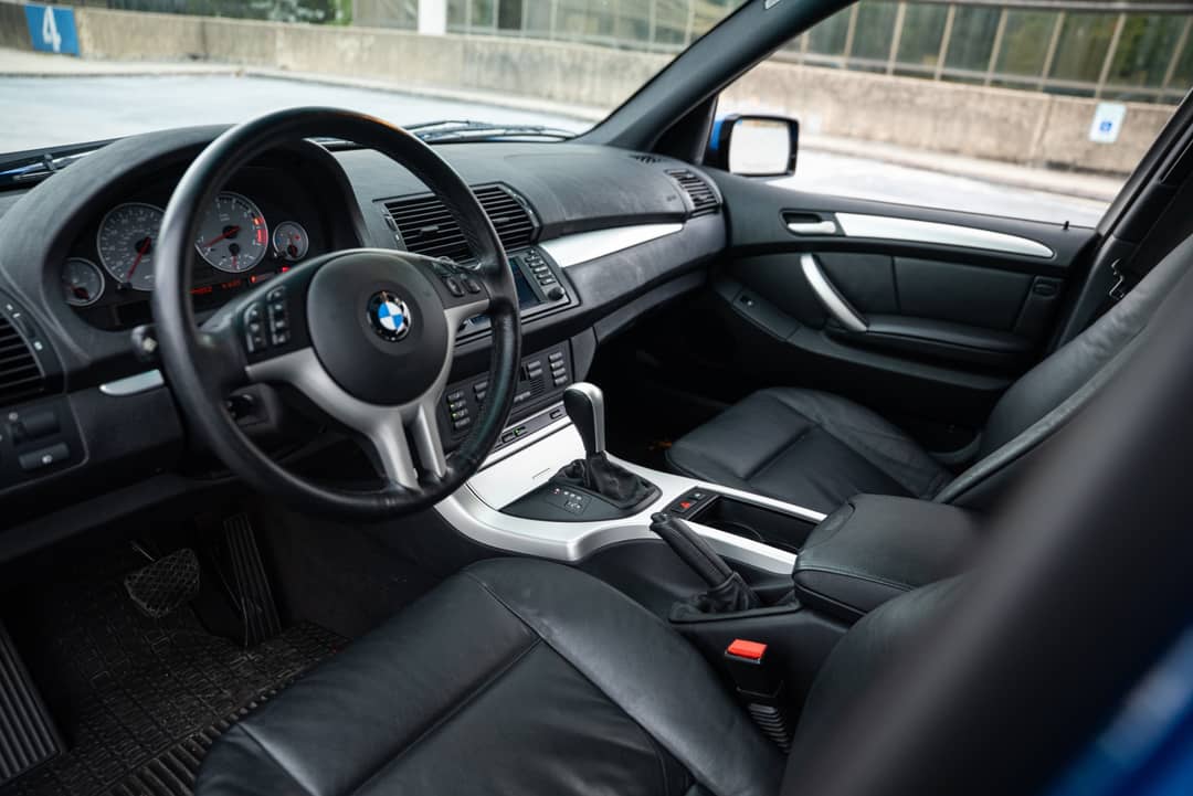 2002 BMW X5 4.6is — photo 15
