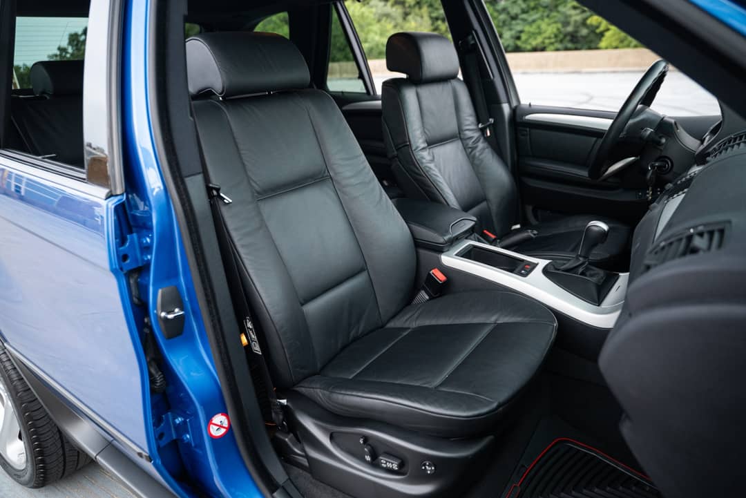 2002 BMW X5 4.6is — photo 17