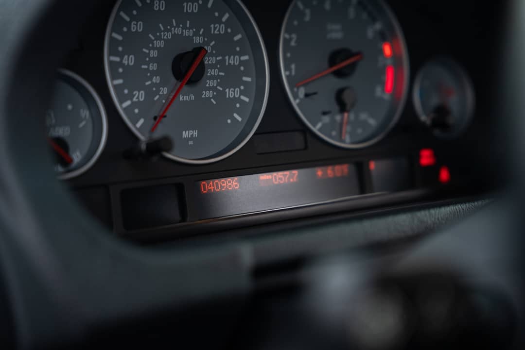 2002 BMW X5 4.6is — photo 30