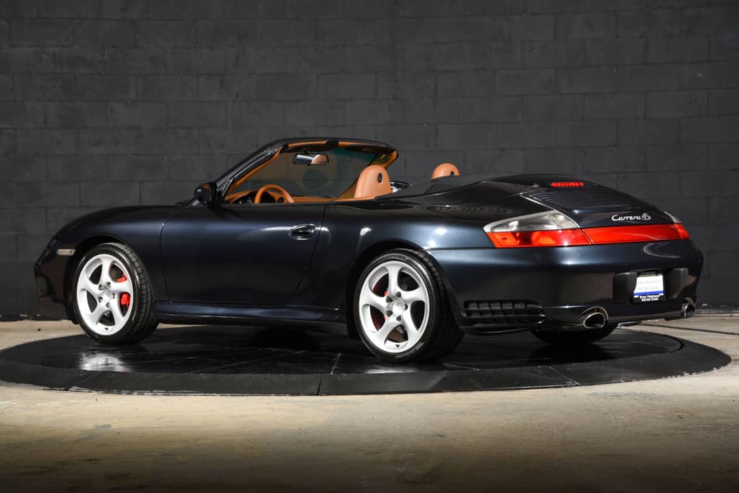 2004 Porsche 911 Carrera 4S — photo 18