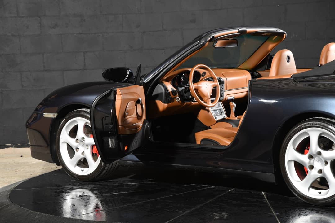 2004 Porsche 911 Carrera 4S — photo 19