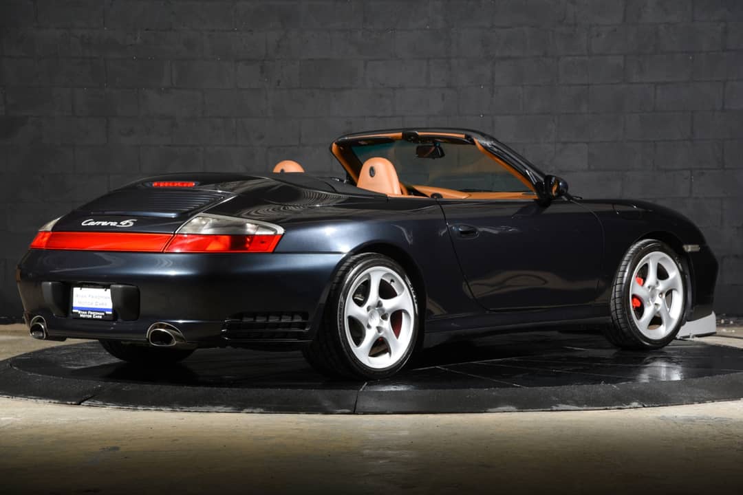 2004 Porsche 911 Carrera 4S — photo 3