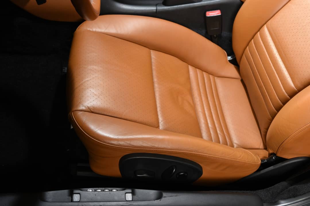 2004 Porsche 911 Carrera 4S — photo 23