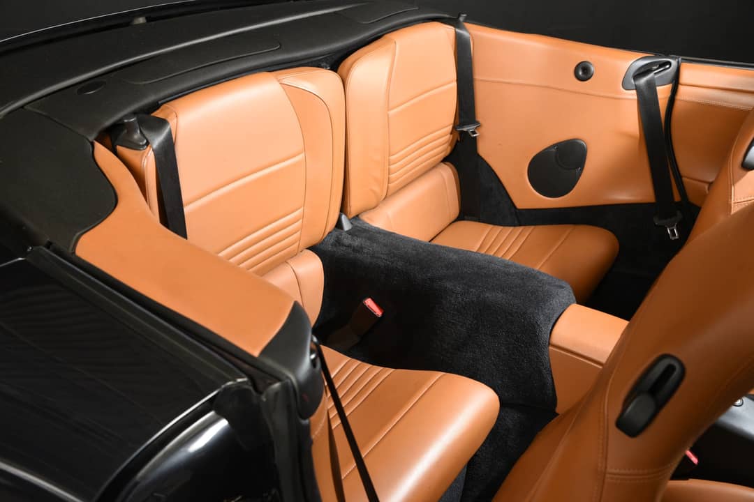 2004 Porsche 911 Carrera 4S — photo 28