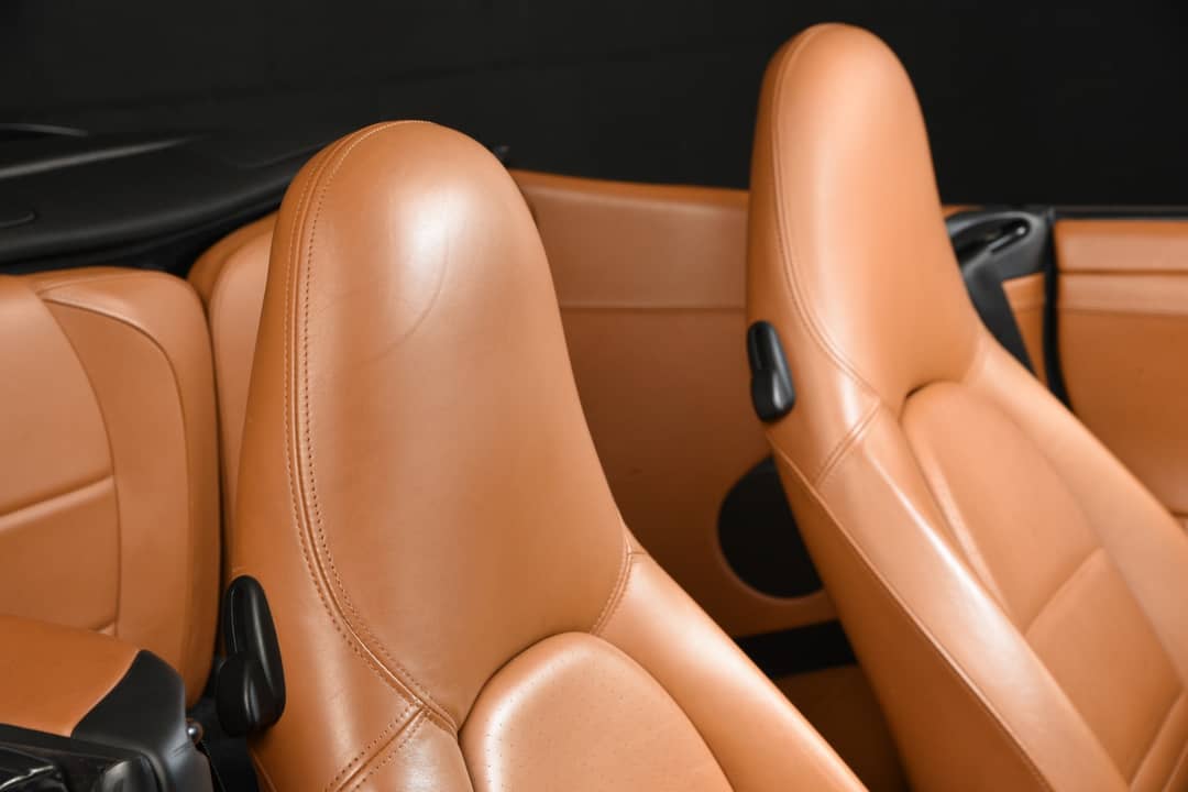 2004 Porsche 911 Carrera 4S — photo 29
