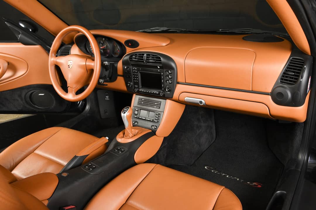 2004 Porsche 911 Carrera 4S — photo 31