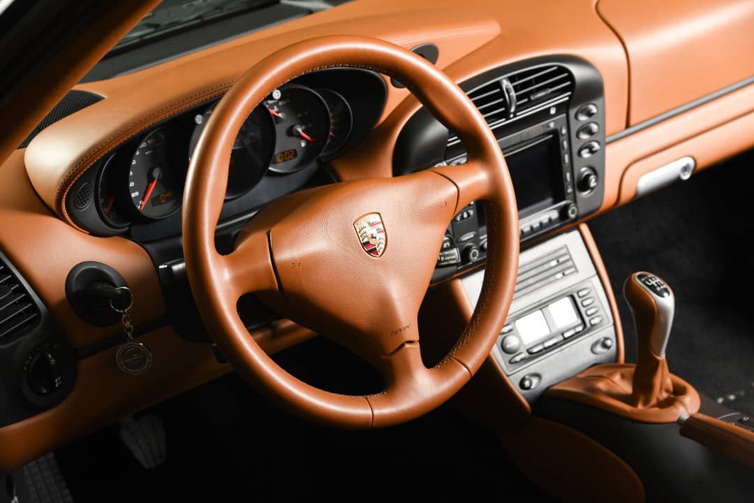 2004 Porsche 911 Carrera 4S — photo 5