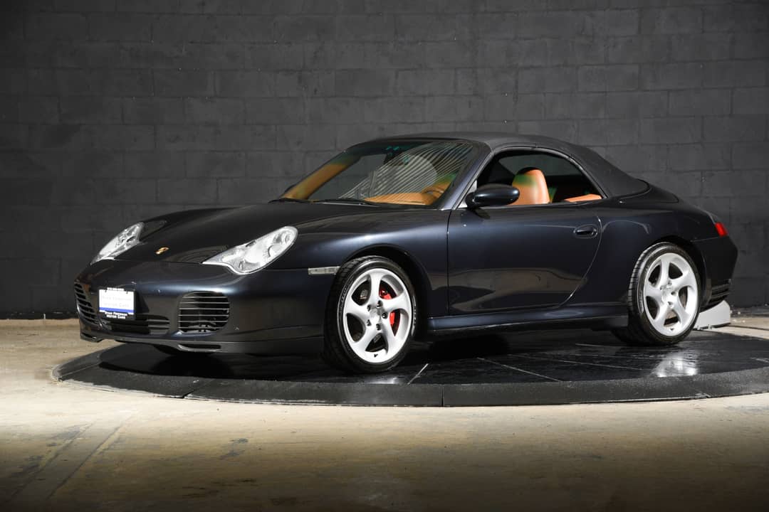 2004 Porsche 911 Carrera 4S — photo 9