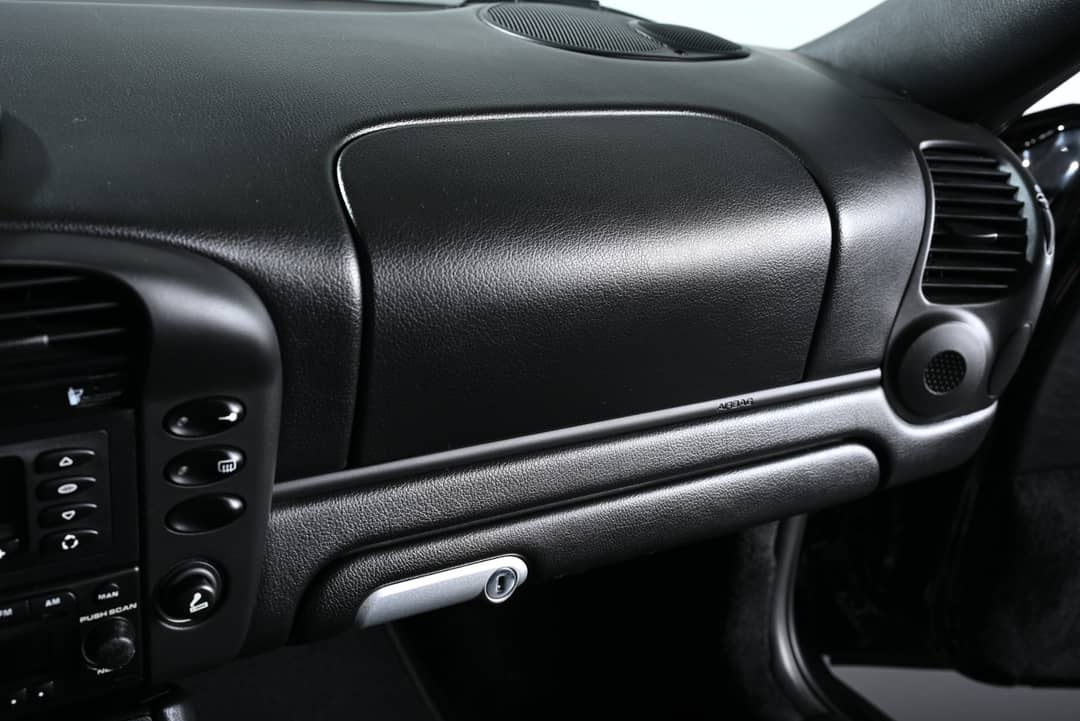 2004 Porsche 911 GT3 — photo 16