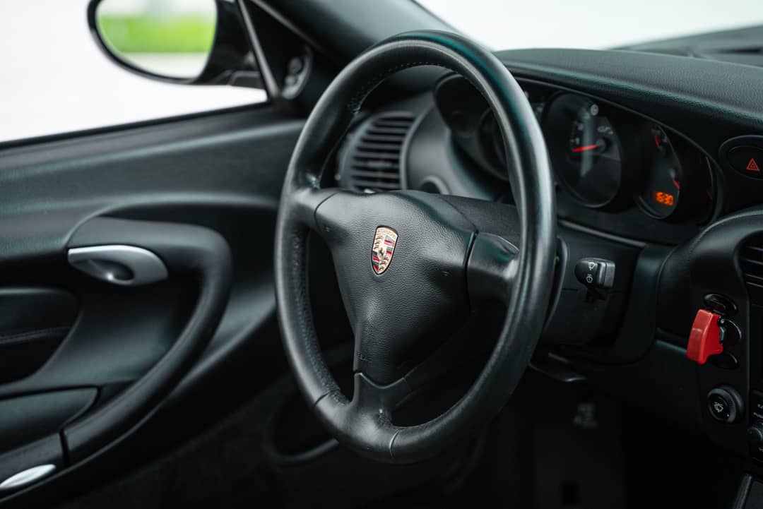 2004 Porsche 911 GT3 — photo 34