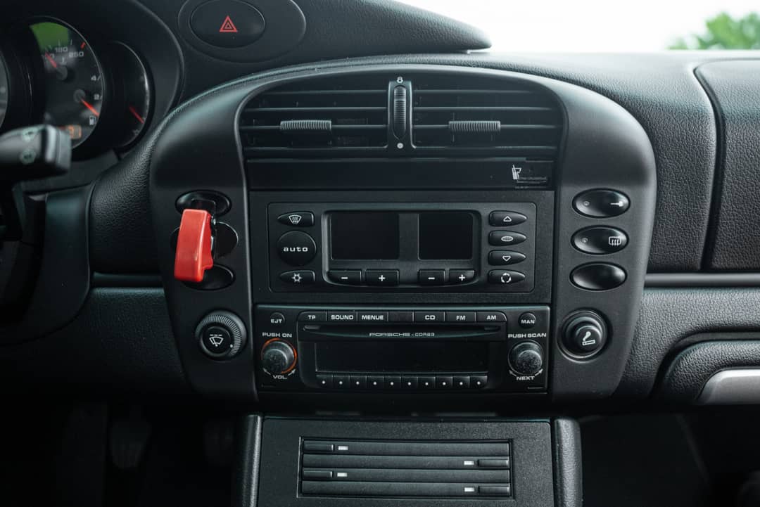2004 Porsche 911 GT3 — photo 35