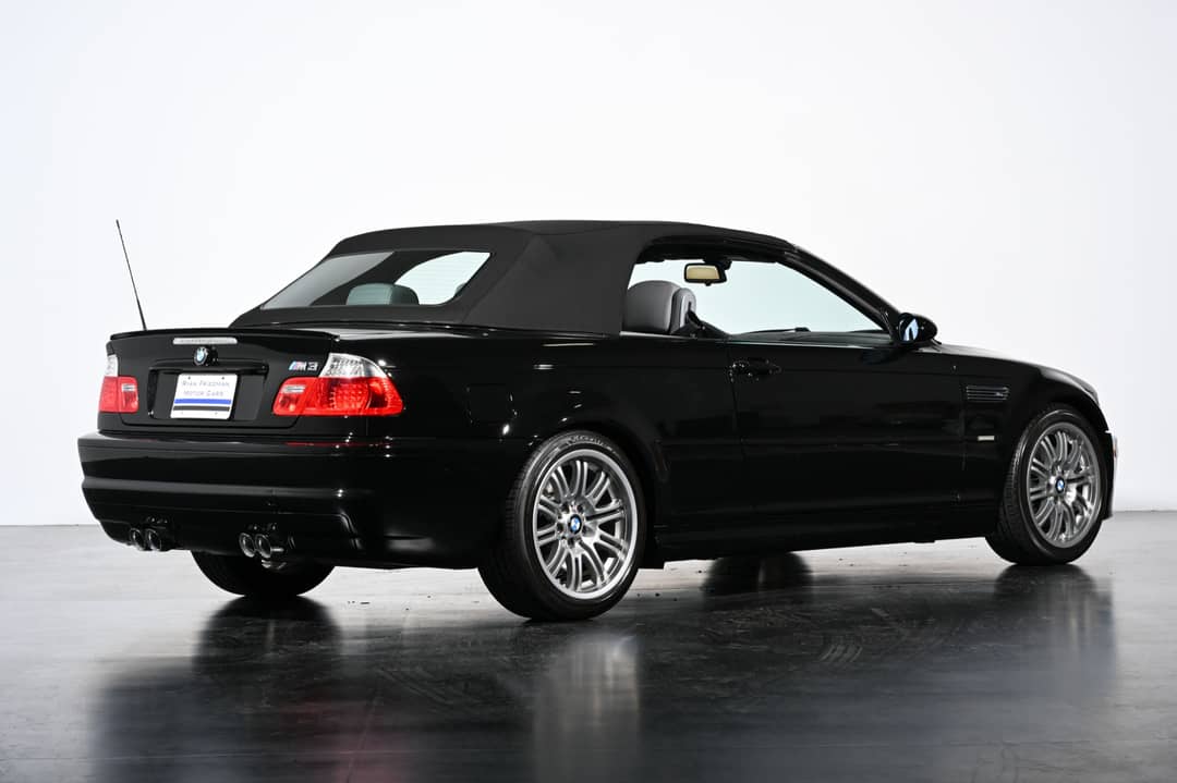 2005 BMW M3 — photo 31