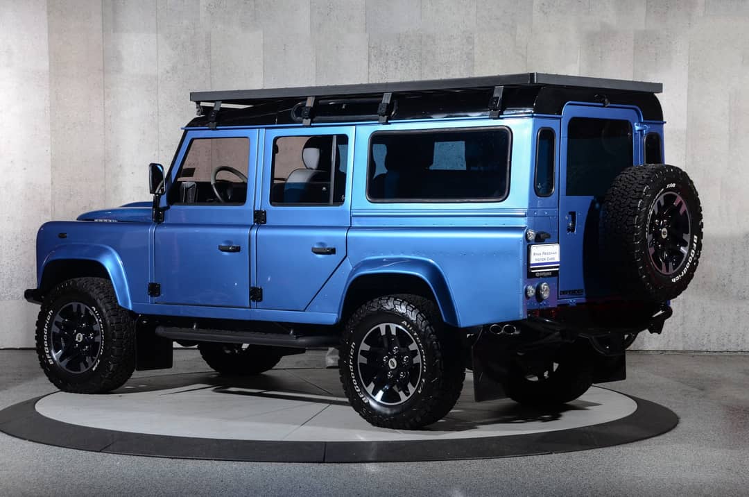 1998 Land Rover Defender — photo 25