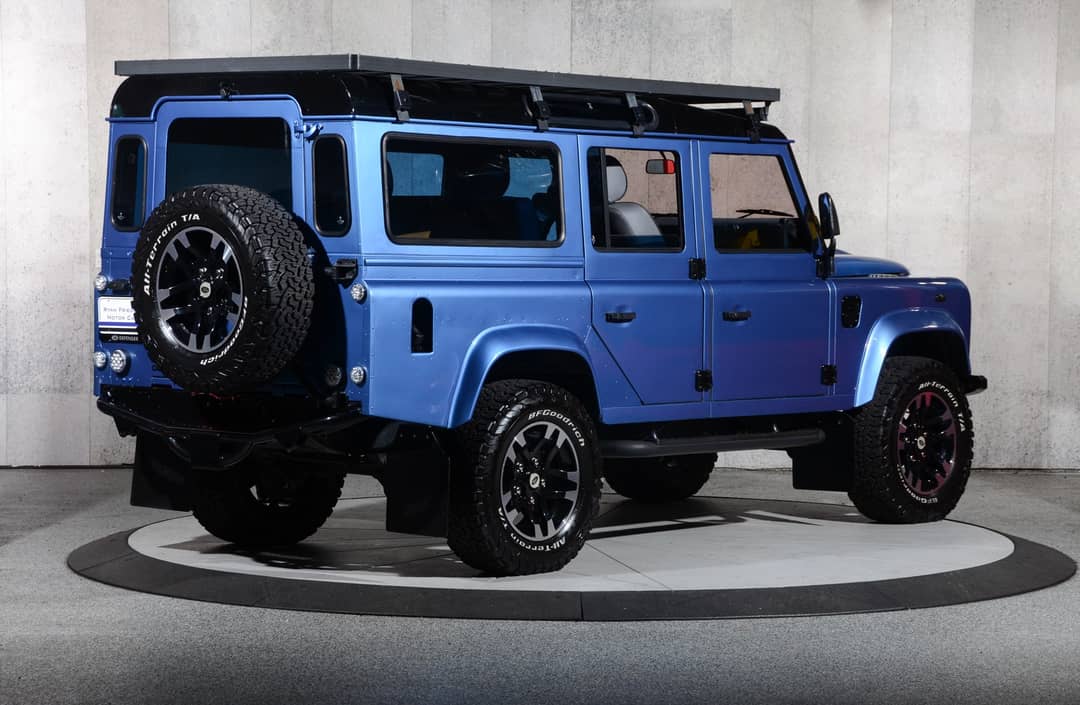 1998 Land Rover Defender — photo 32