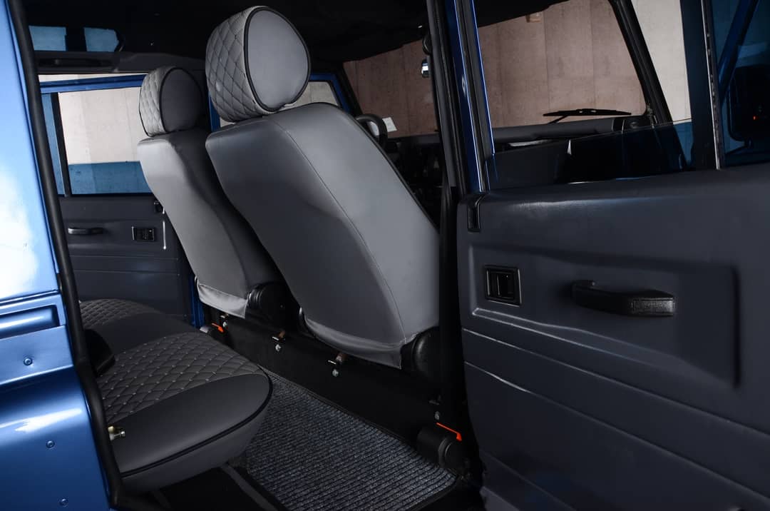 1998 Land Rover Defender — photo 33