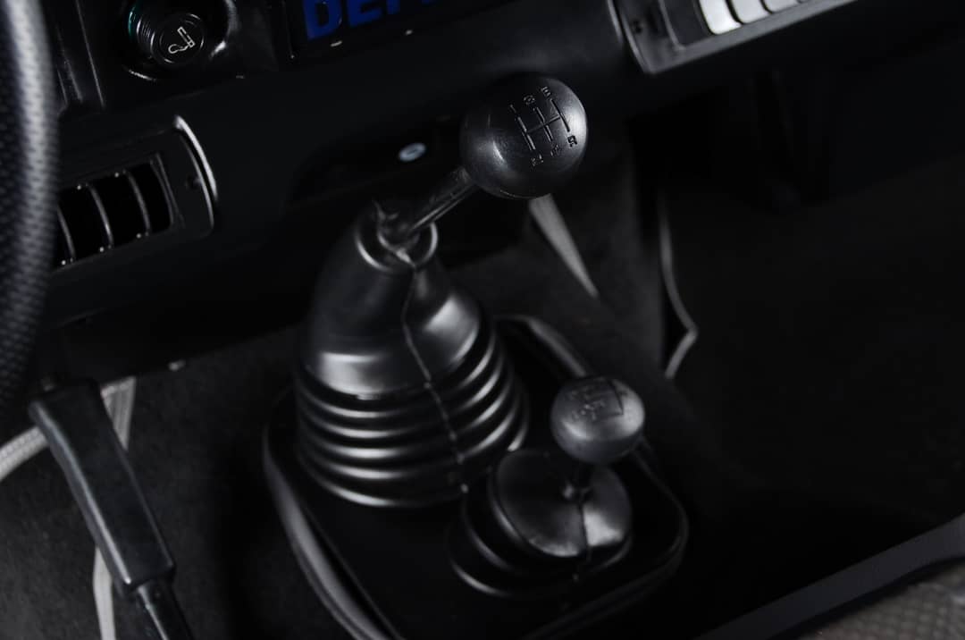 1998 Land Rover Defender — photo 42
