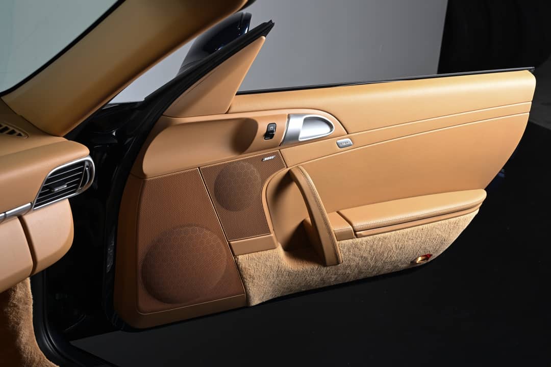 2010 Porsche 911 Carrera 4S — photo 16