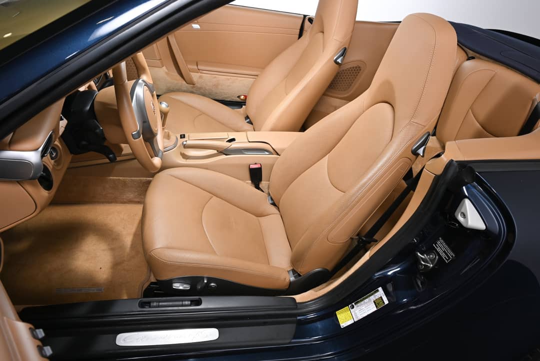 2010 Porsche 911 Carrera 4S — photo 6
