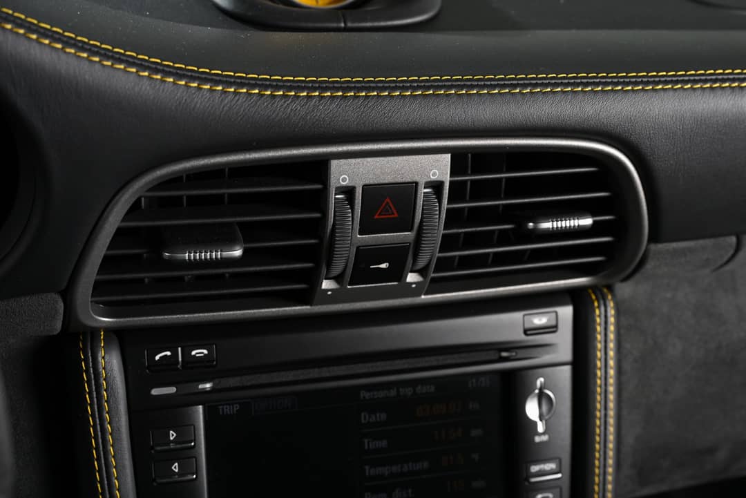 2010 Porsche 911 GT3 — photo 20