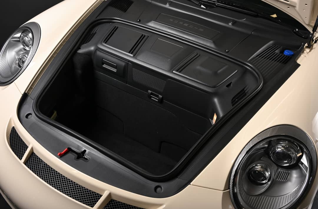 2010 Porsche 911 GT3 — photo 27