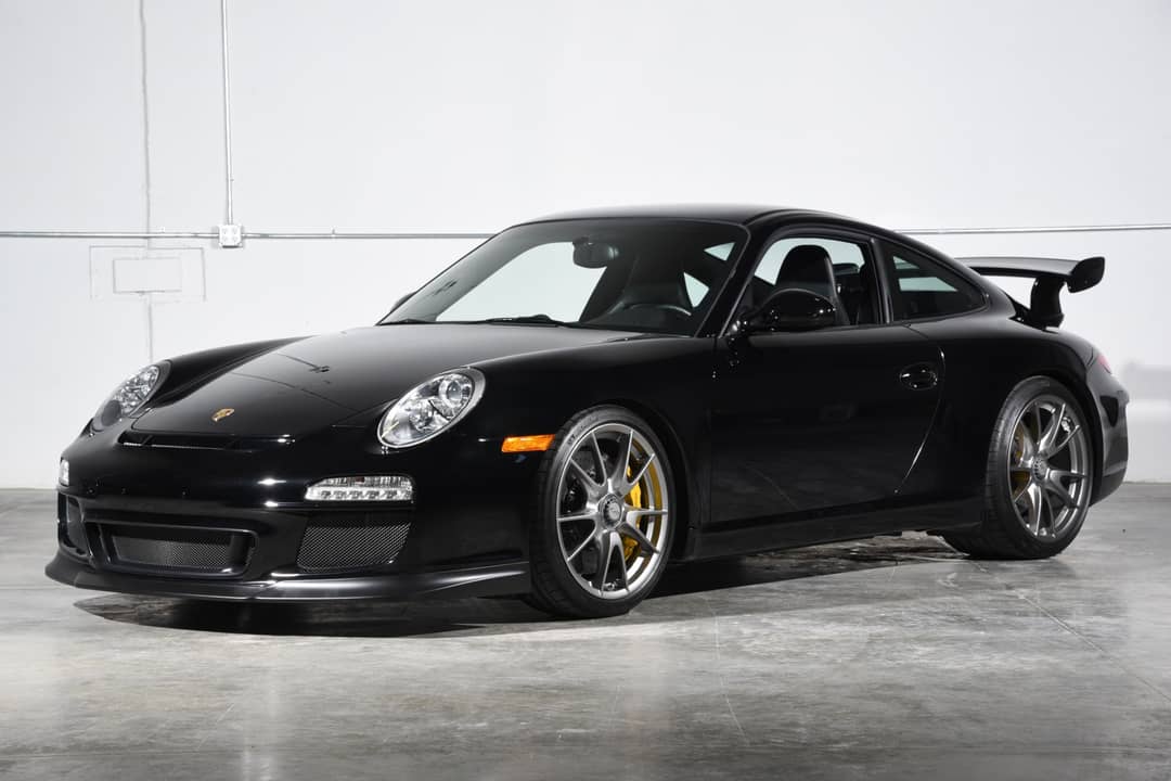 2010 Porsche 911 GT3 — photo 2