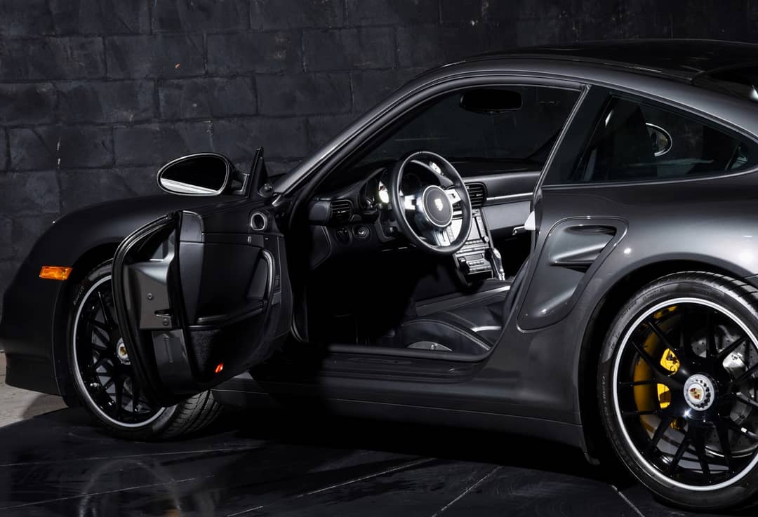 2011 Porsche 911 Turbo S — photo 15
