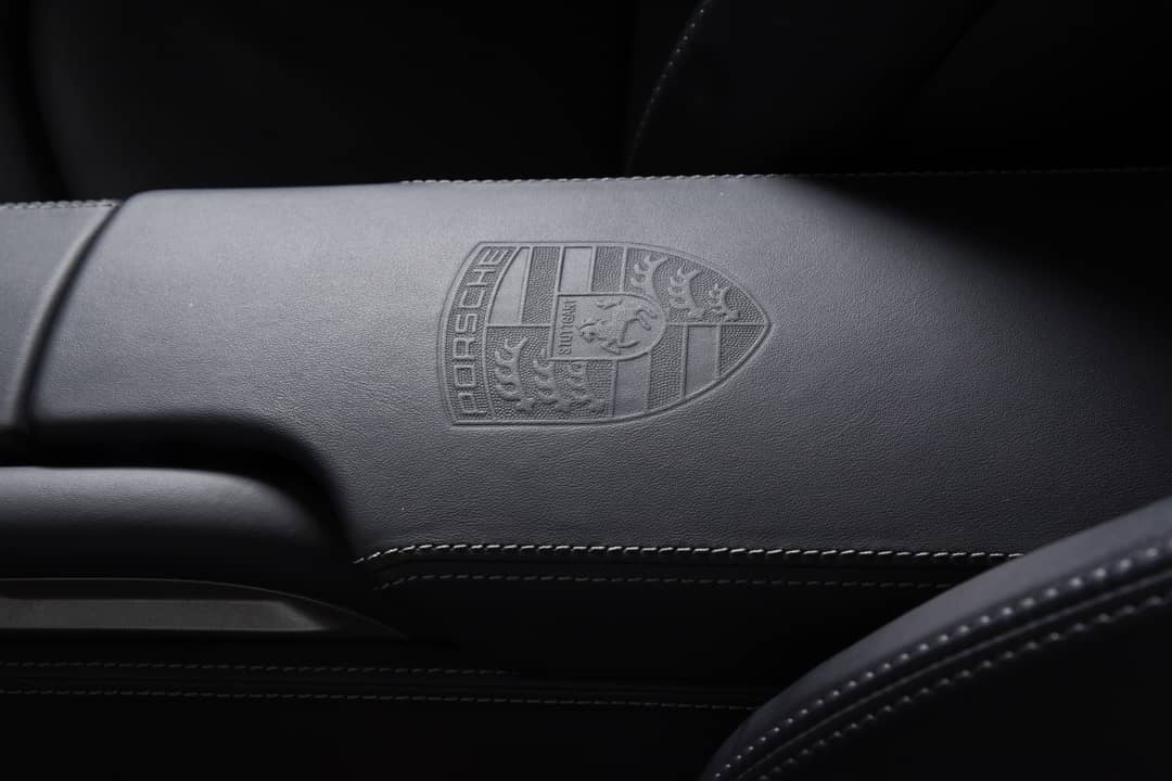 2011 Porsche 911 Turbo S — photo 22