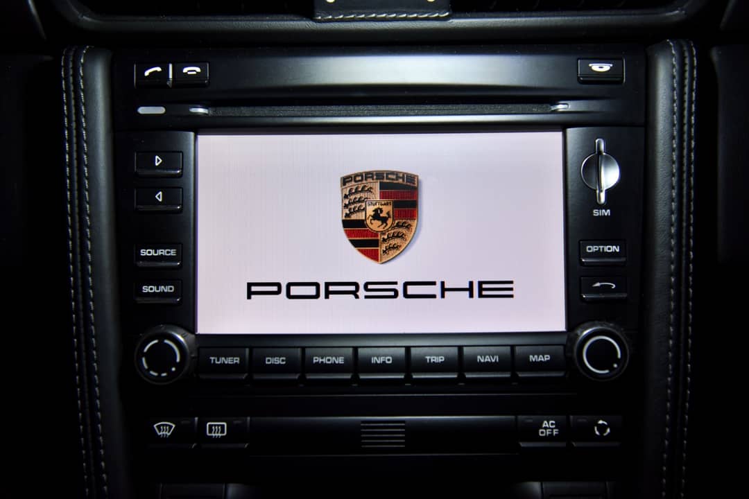 2011 Porsche 911 Turbo S — photo 33