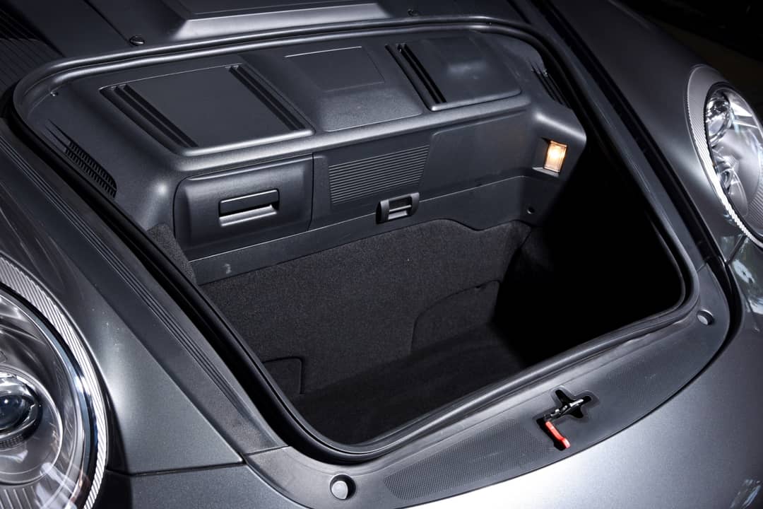 2011 Porsche 911 Turbo S — photo 38