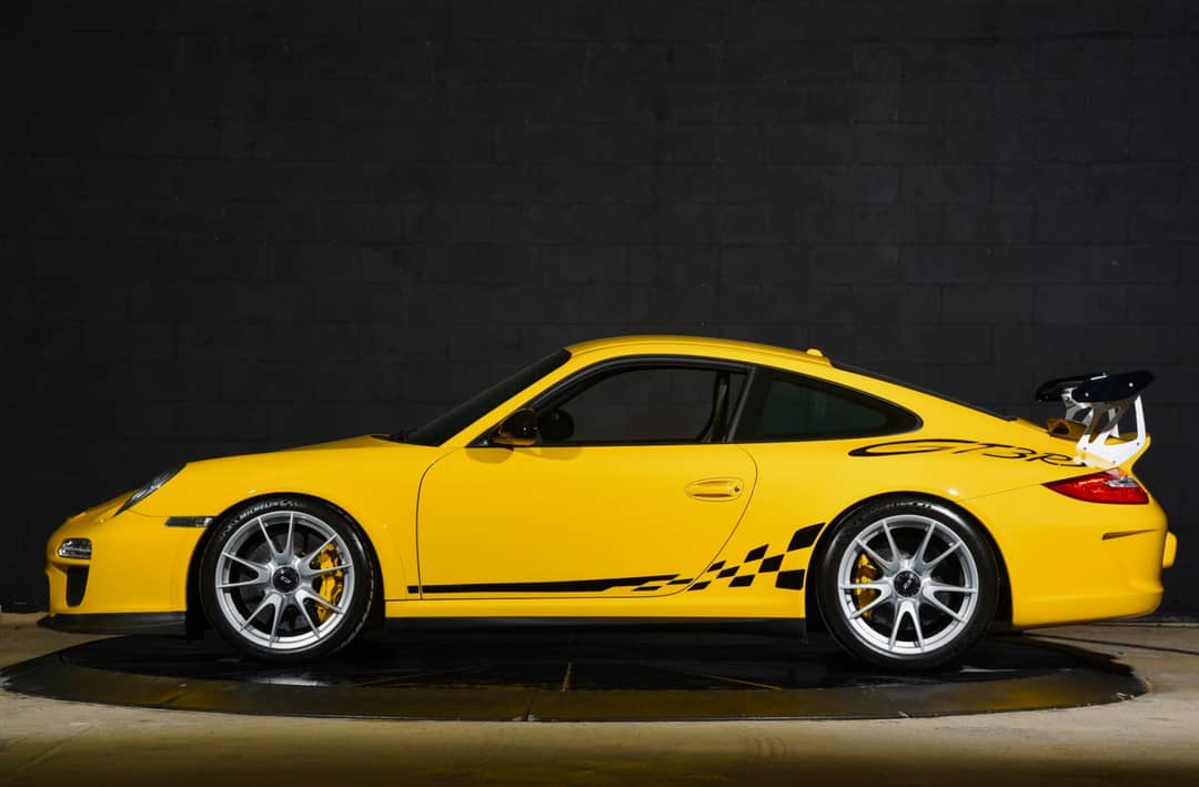 2011 Porsche 911 GT3 RS — photo 13