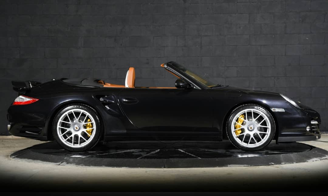 2011 Porsche 911 Turbo S — photo 1