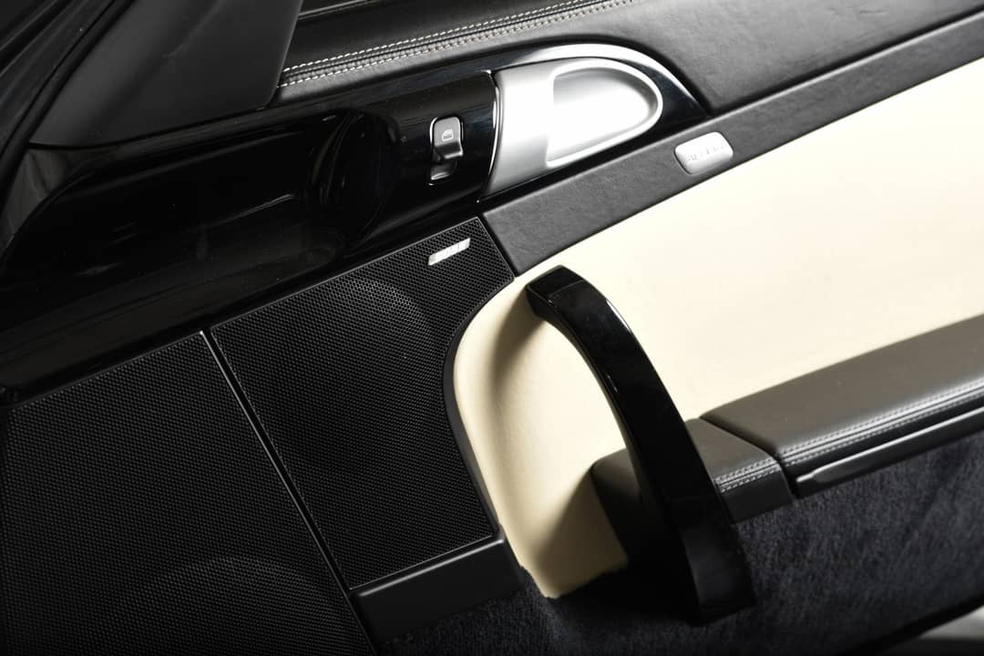 2011 Porsche 911 Turbo S — photo 27